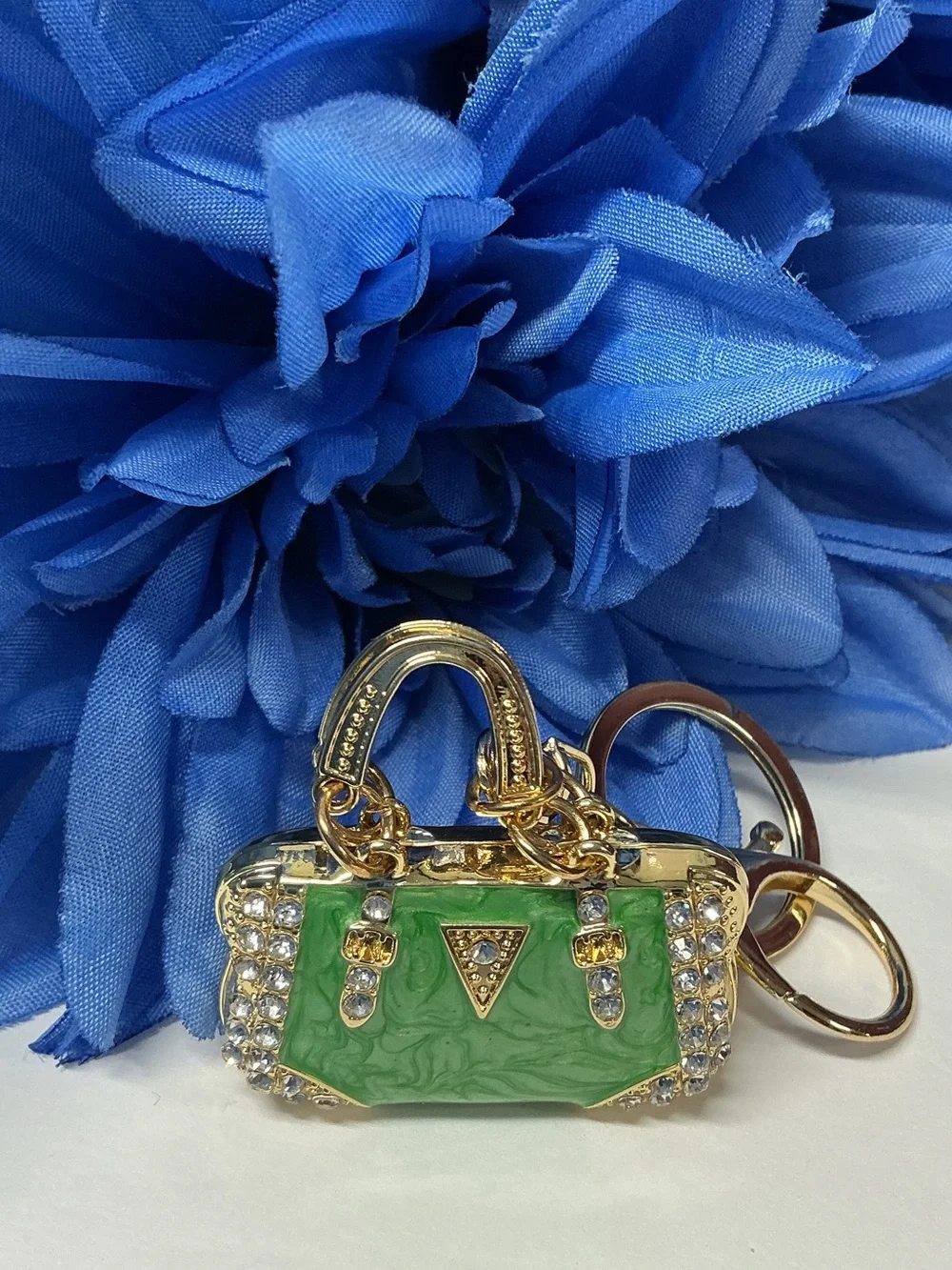 👜FAB CRYSTAL SWIRLED ENAMEL MINI BAG CHARM